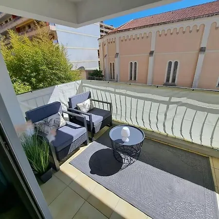 Joli Studio En Centre Apartment *